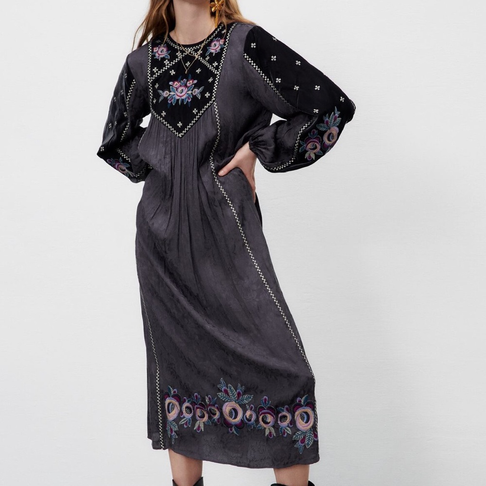 Brand new zara embroidered midi Dress